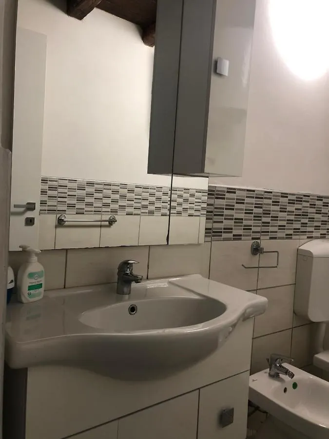 Appartamento La Casetta Del Borgo Palermo Italia